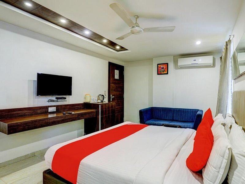 Fabhotel Prime Sky Light 巴罗达 外观 照片