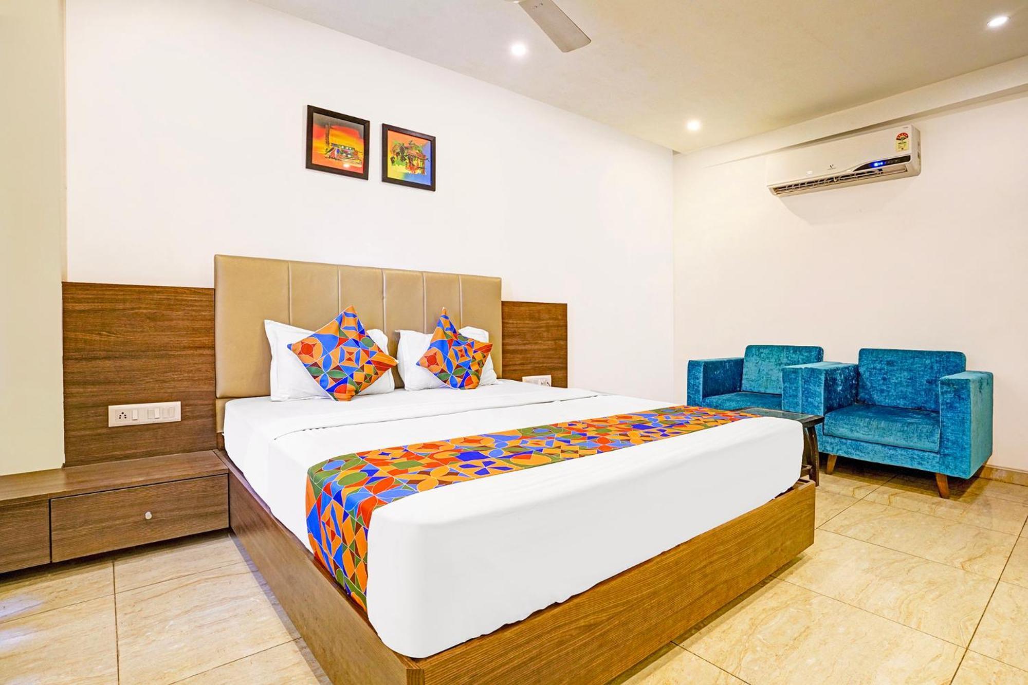 Fabhotel Prime Sky Light 巴罗达 外观 照片