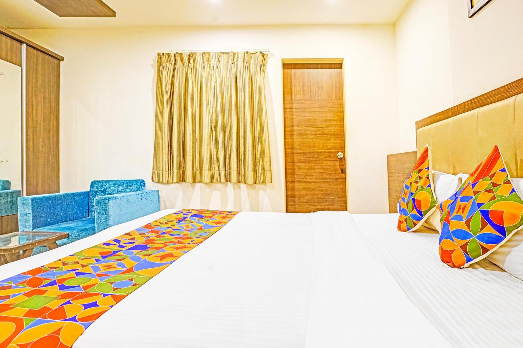 Fabhotel Prime Sky Light 巴罗达 外观 照片