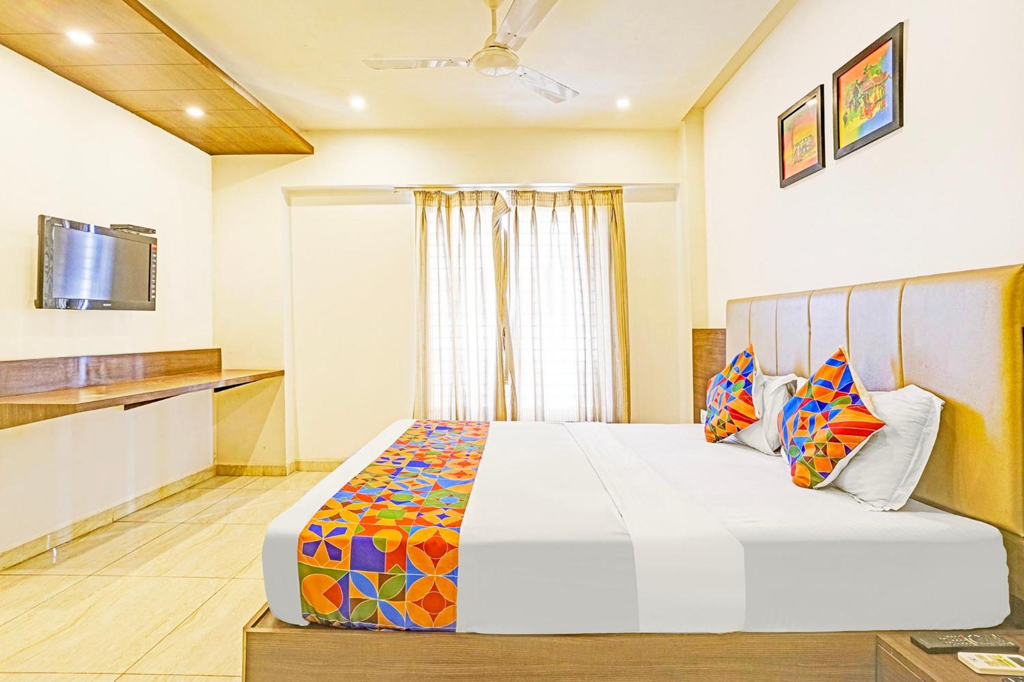 Fabhotel Prime Sky Light 巴罗达 外观 照片