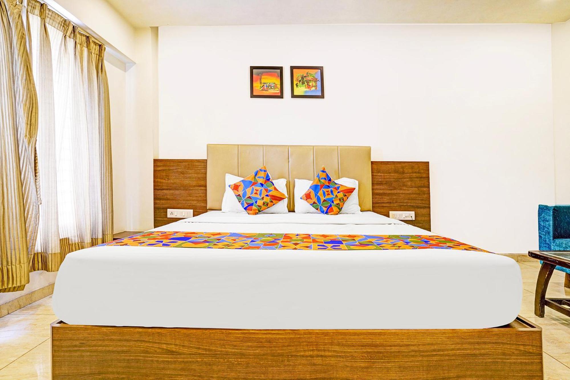 Fabhotel Prime Sky Light 巴罗达 外观 照片