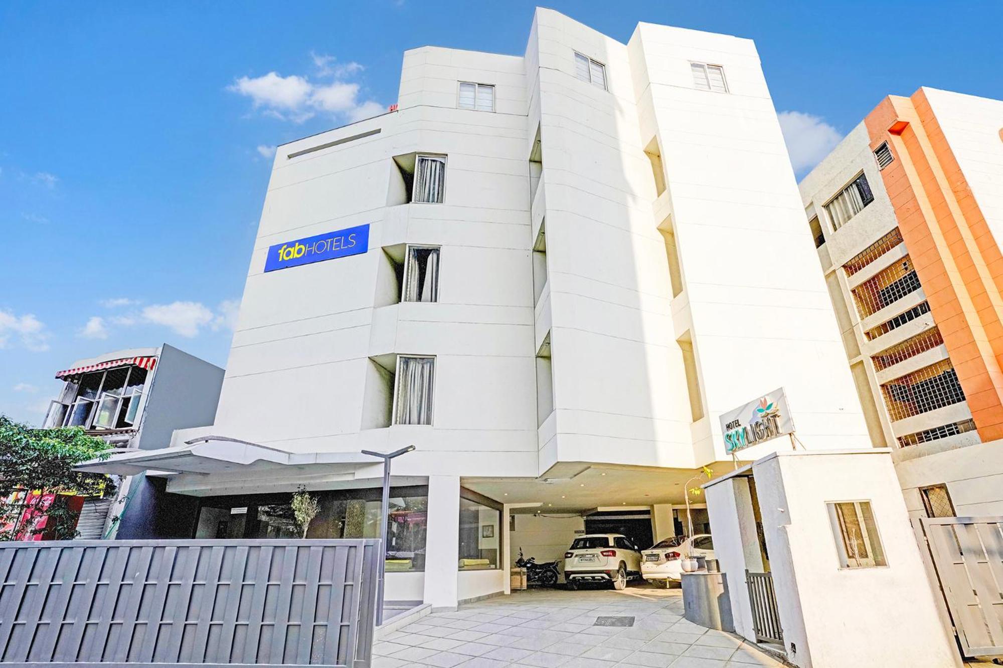Fabhotel Prime Sky Light 巴罗达 外观 照片
